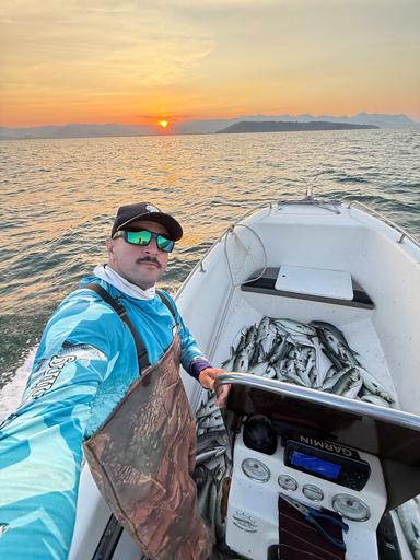 Alex Goldfishing