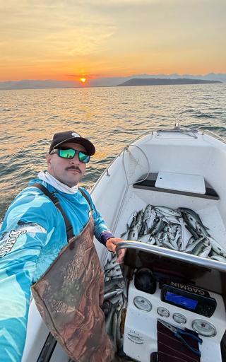 Alex Goldfishing
