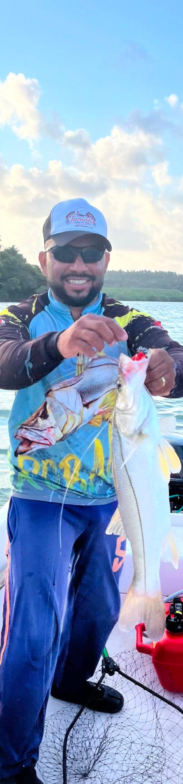 Pescaria com CARLOS ALBERTO ALVES DE LIMA JUNIOR em Tibau do sul