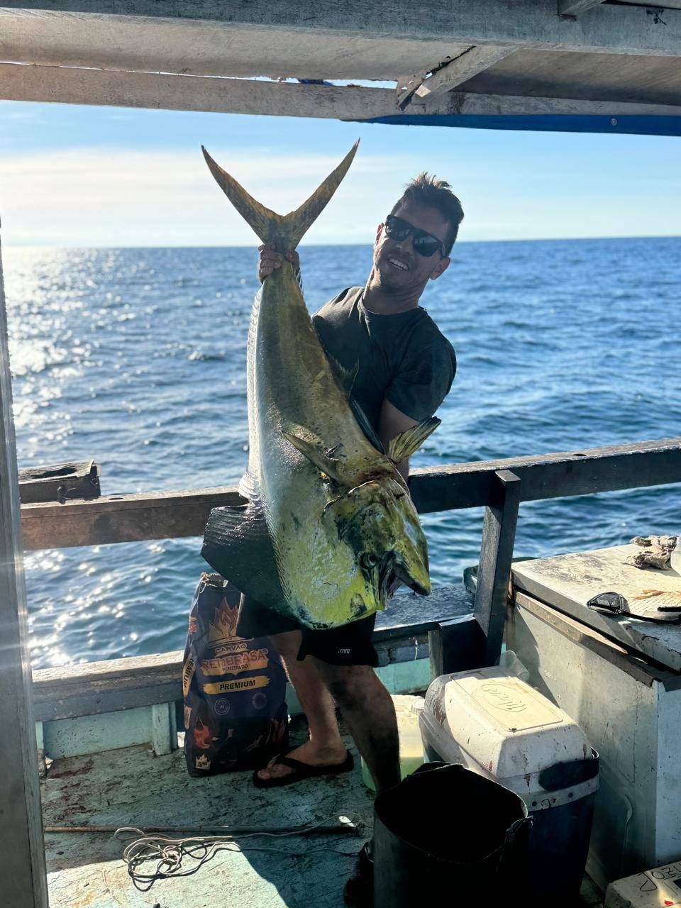 Pescaria de dourado  em Itapoá