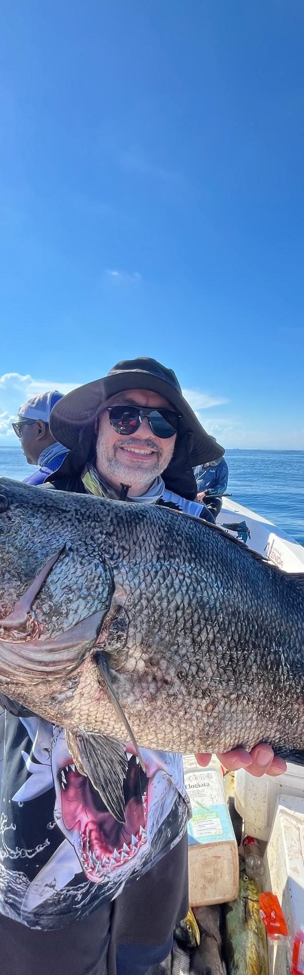 Dourado nos Atratores em Mangaratiba-RJ