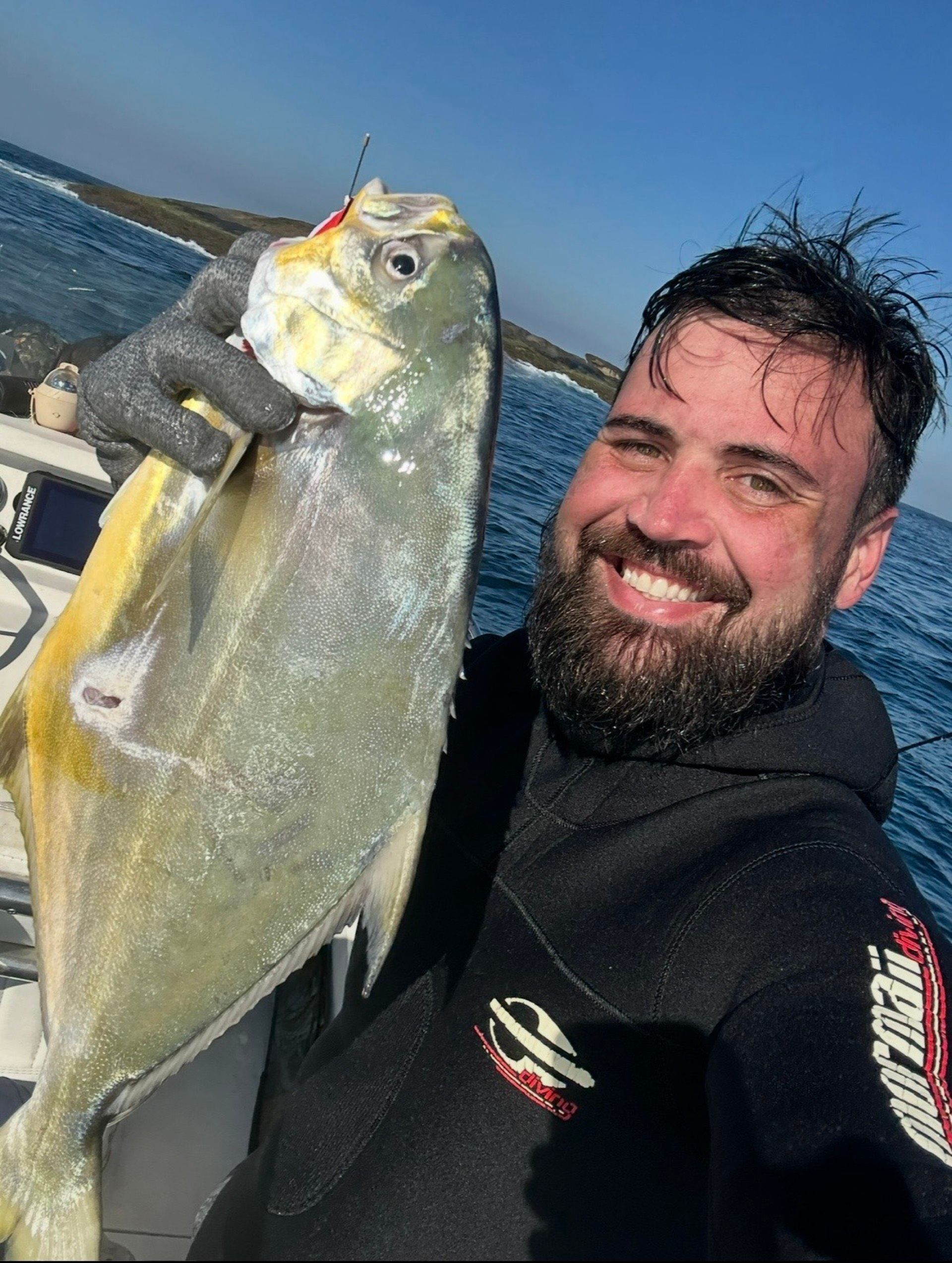 🎣 PESCARIA DE LANCHA NA BARRA DA TIJUCA – RJ 🚤 em Rio de Janeiro